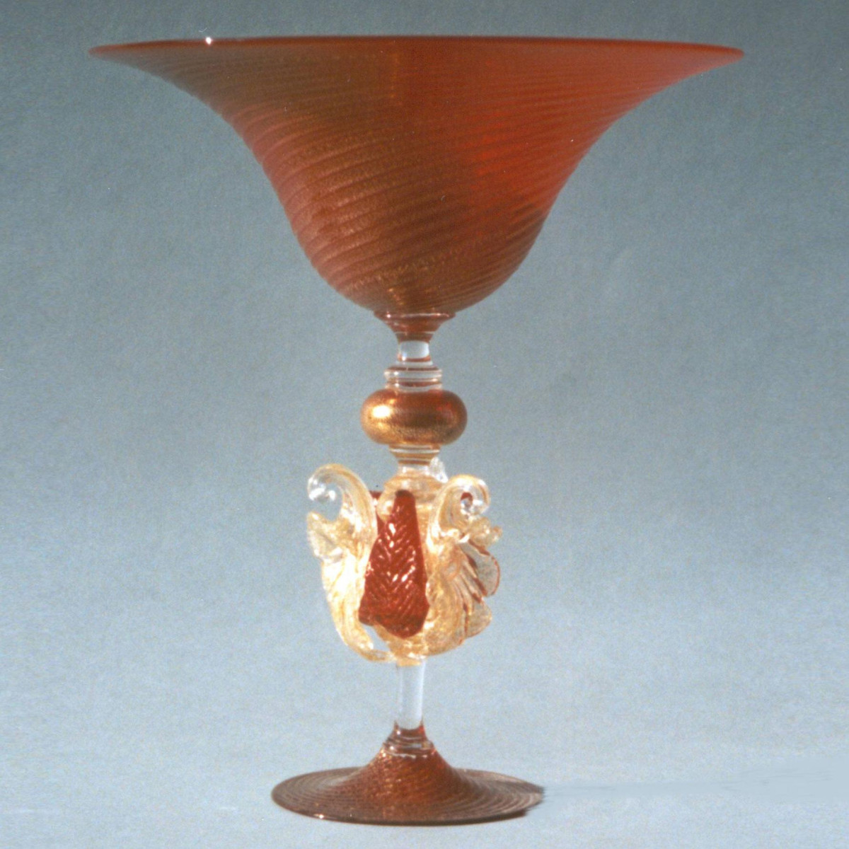 "Ornato" Murano glass fruitstand - red with gold details