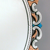 "Sprezzante" espejo veneciano de cristal de Murano